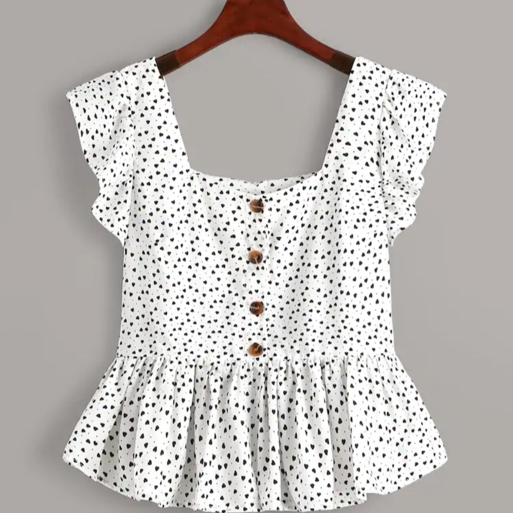 cute top! never worn!